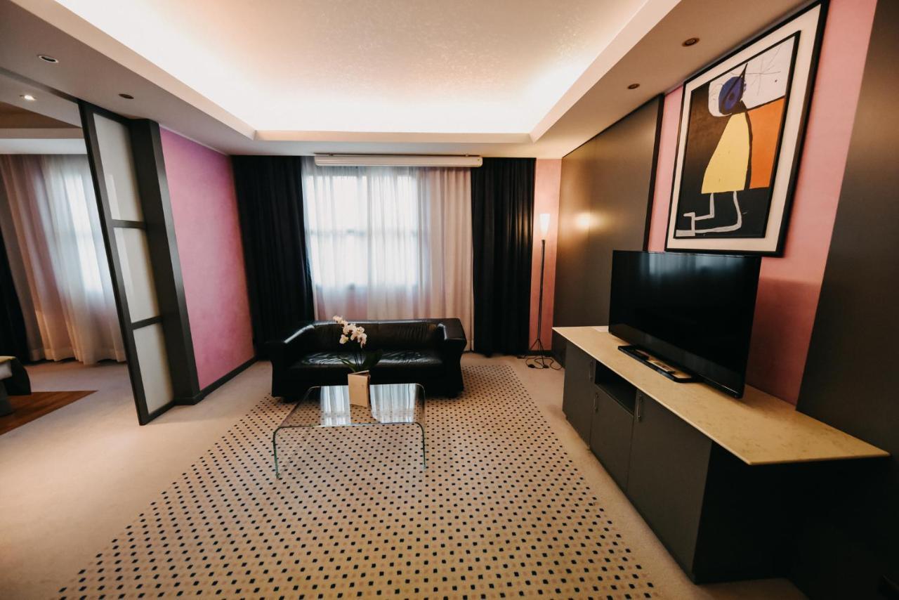 Shg Hotel Antonella Pomezia Kültér fotó