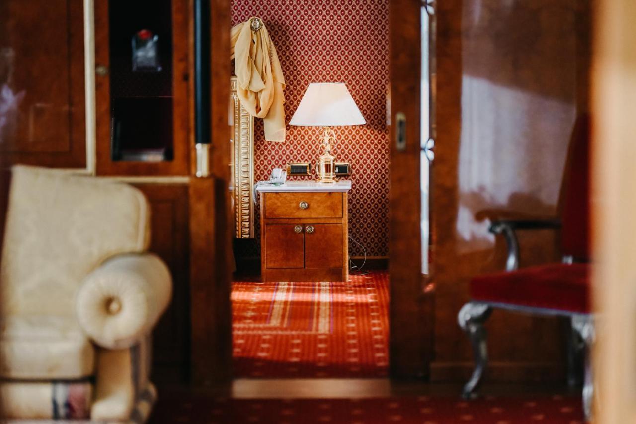 Shg Hotel Antonella Pomezia Kültér fotó