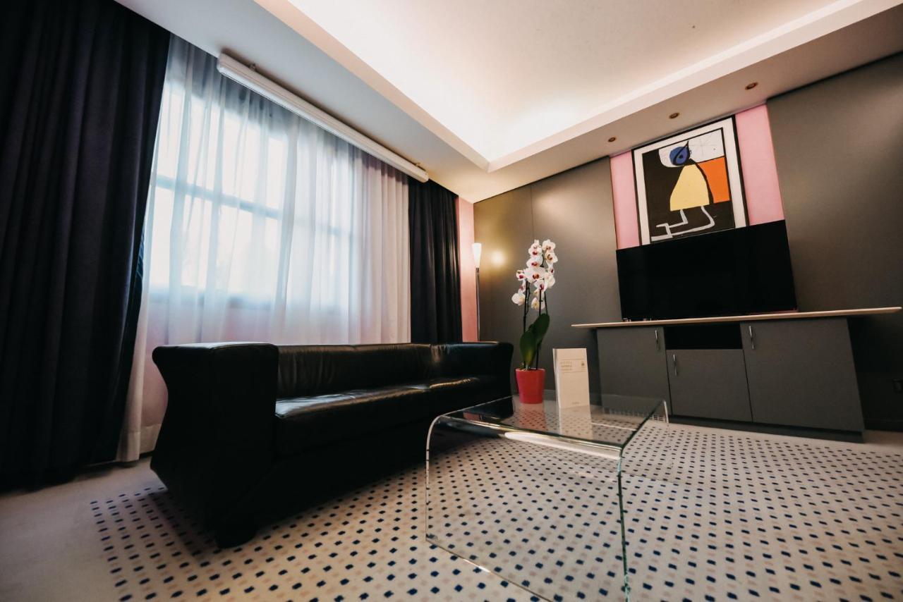 Shg Hotel Antonella Pomezia Kültér fotó