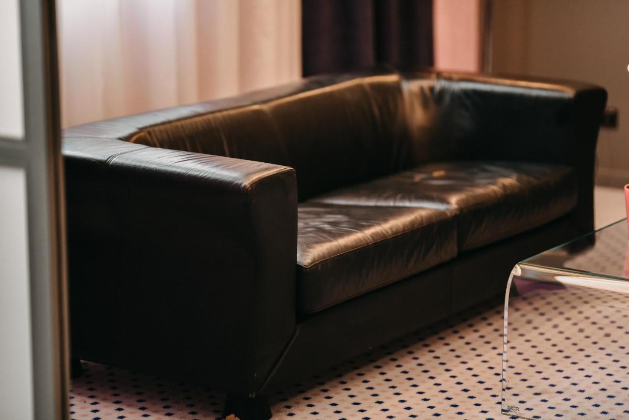 Shg Hotel Antonella Pomezia Kültér fotó
