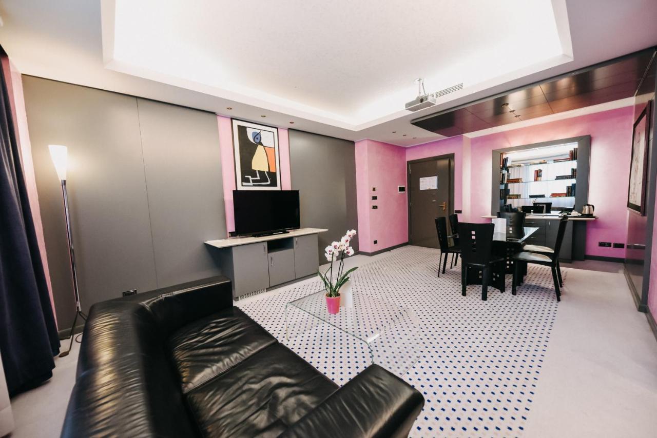 Shg Hotel Antonella Pomezia Kültér fotó