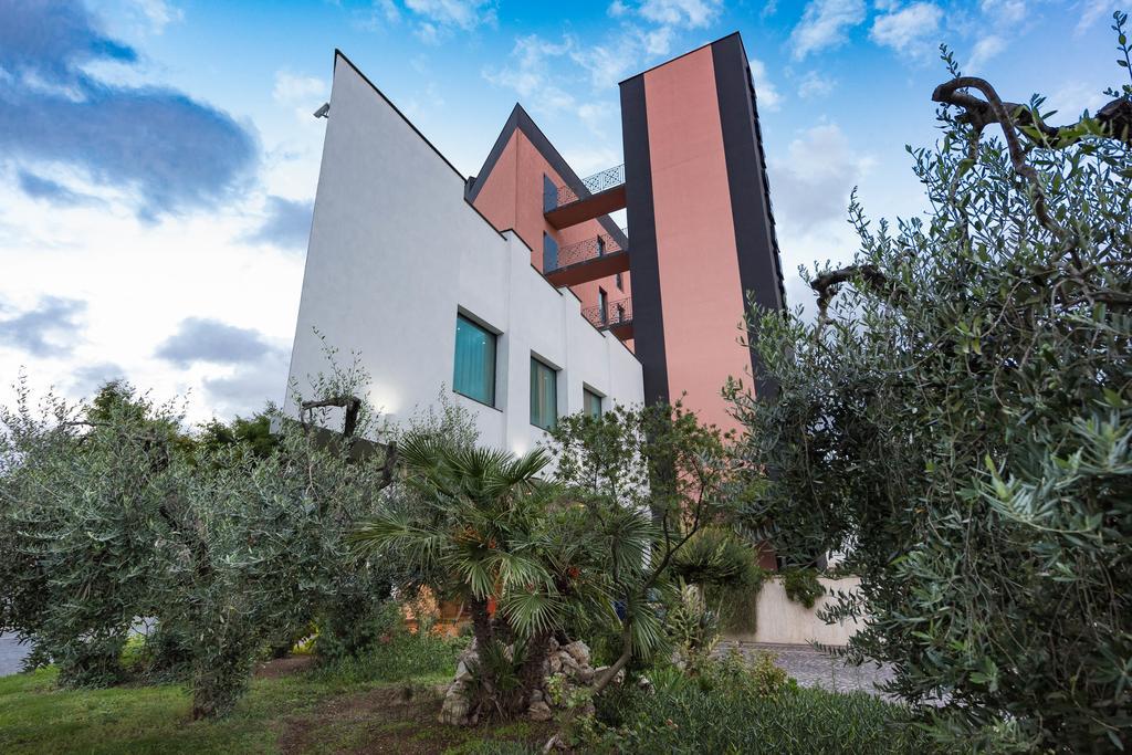 Shg Hotel Antonella Pomezia Kültér fotó